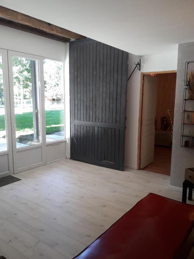Apartamento Le Relais Champetre Joux Exterior foto